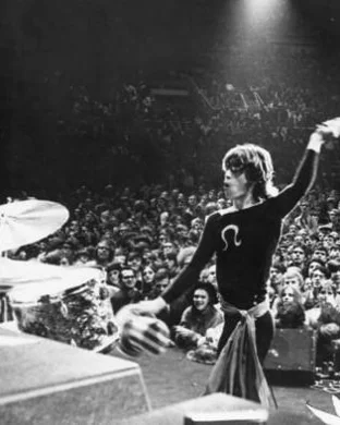 Live concert by John Lloyd Young