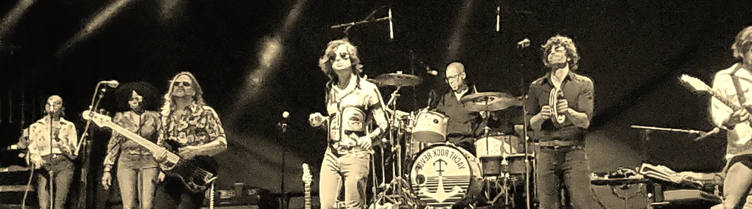 Yacht Rock Revue